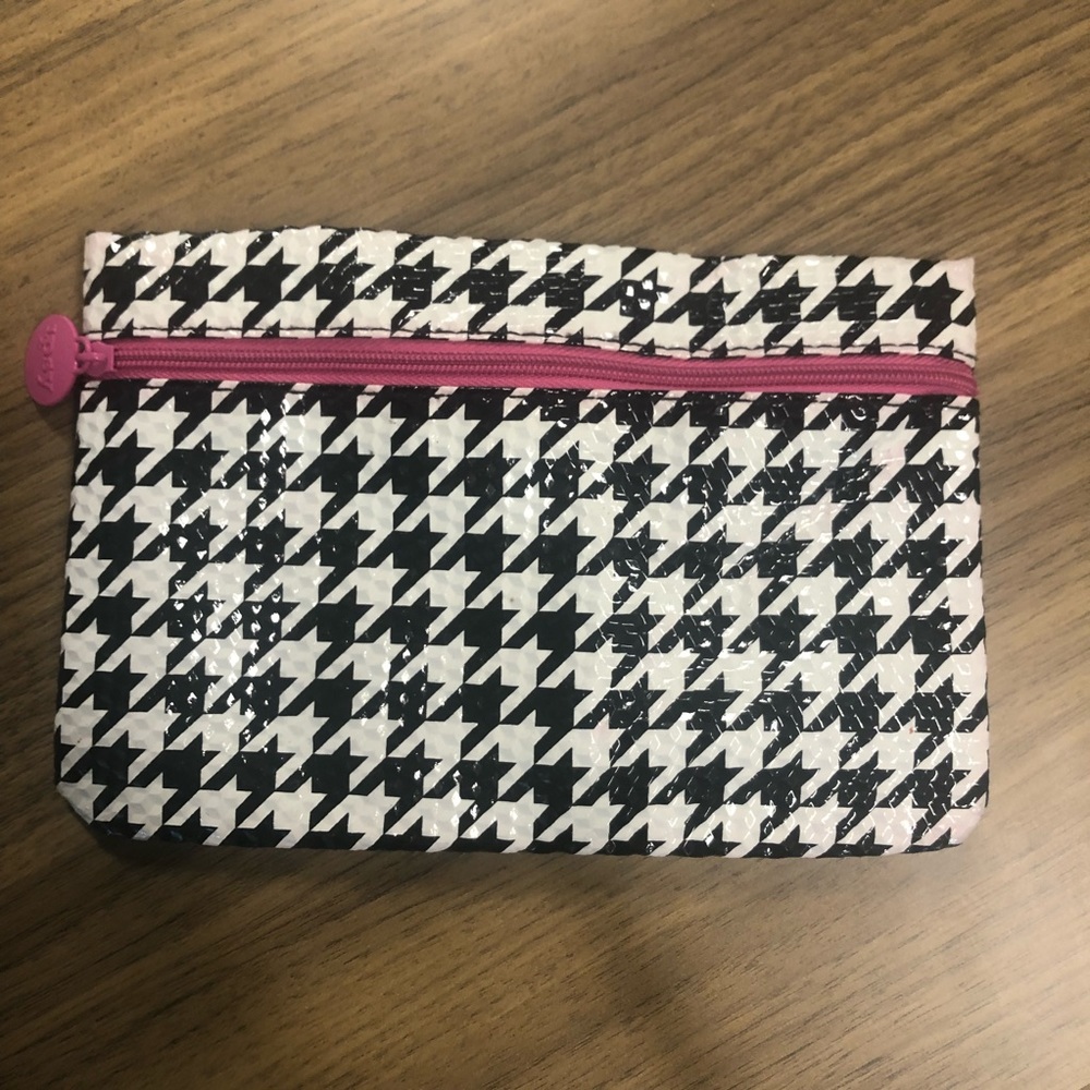4 Make Up Bags Set
